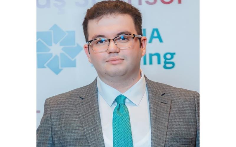 Aslan Əzimzadə: “Şura üzvü olmaq böyük məsuliyyətdir və davamlı fəaliyyəti tələb edir”