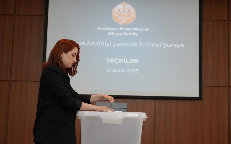 Ədliyyə Nazirliyi yanında İctimai şuranın 7 nəfərdən ibarət yeni tərkibi seçilib - FOTOLAR