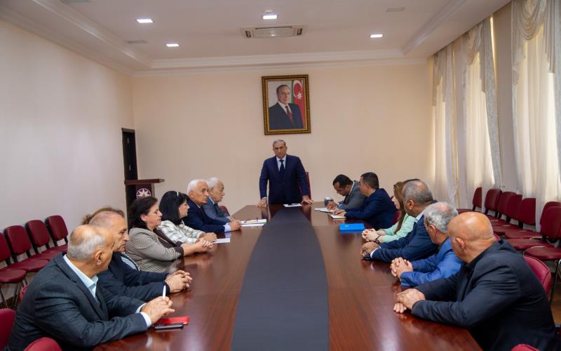 Salyan Rayon İcra hakimiyyətinin başçısı rayonda fəaliyyət göstərən ictimai şura üzvləri ilə görüşmüşdür