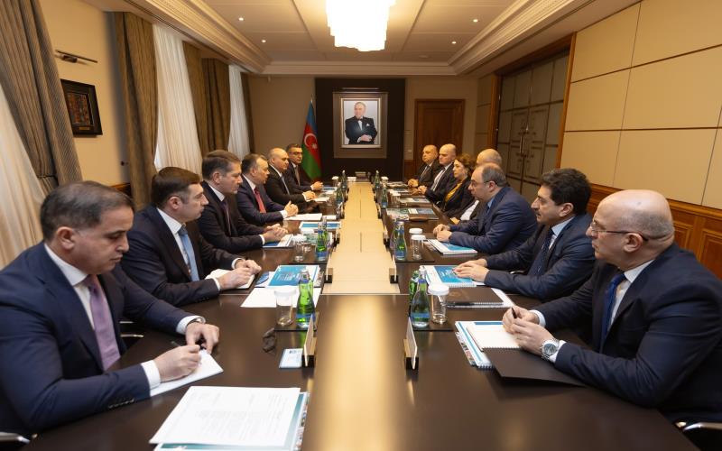 /Maliyyə naziri Sahil Babayev İctimai şura üzvləri ilə görüşüb - FOTOLAR